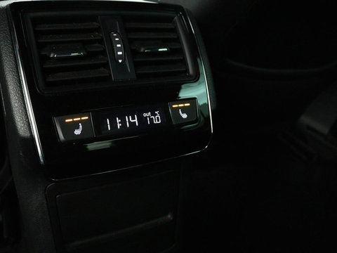 Škoda Superb 1.4 TSI iV Sportline | SOH 96% | 360 Camera | Adaptive cruise | Trekhaak | Achterbankverwarming | Canton Sound | Matrix LED | Alcantara | Stoelverwarming | Carplay | Navigatie | PHEV | Plug In