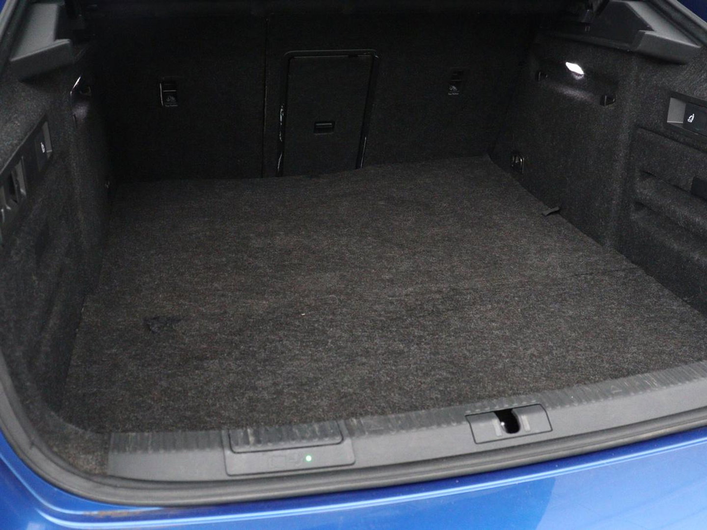 Škoda Superb 1.4 TSI iV Sportline | SOH 96% | 360 Camera | Adaptive cruise | Trekhaak | Achterbankverwarming | Canton Sound | Matrix LED | Alcantara | Stoelverwarming | Carplay | Navigatie | PHEV | Plug In