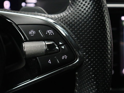 Škoda Superb 1.4 TSI iV Sportline | SOH 96% | 360 Camera | Adaptive cruise | Trekhaak | Achterbankverwarming | Canton Sound | Matrix LED | Alcantara | Stoelverwarming | Carplay | Navigatie | PHEV | Plug In