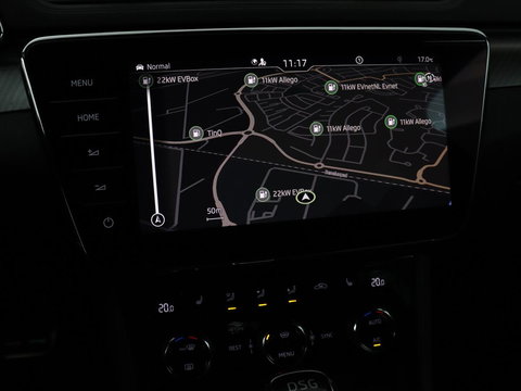 Škoda Superb 1.4 TSI iV Sportline | SOH 96% | 360 Camera | Adaptive cruise | Trekhaak | Achterbankverwarming | Canton Sound | Matrix LED | Alcantara | Stoelverwarming | Carplay | Navigatie | PHEV | Plug In