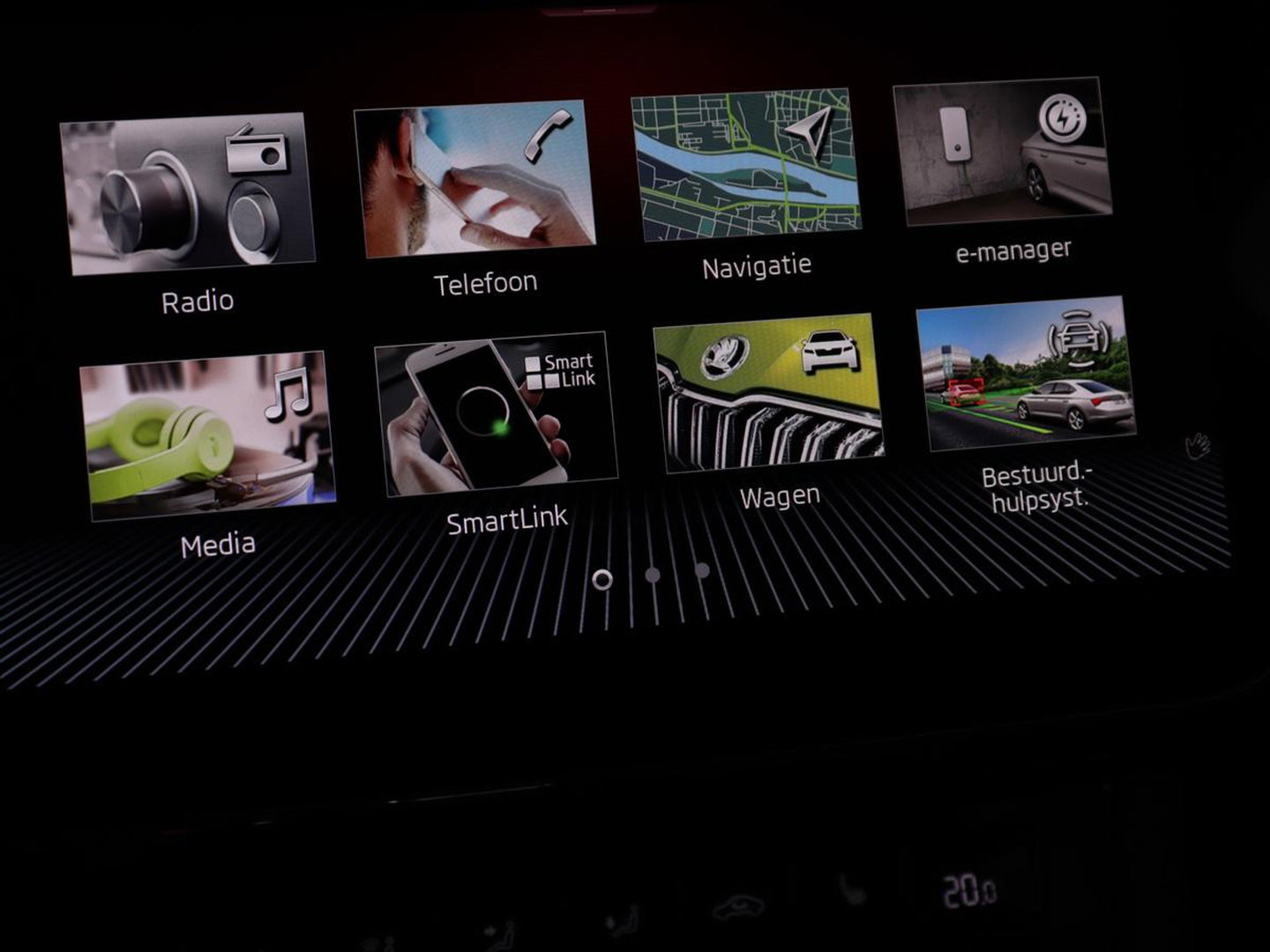 Škoda Superb 1.4 TSI iV Sportline | SOH 96% | 360 Camera | Adaptive cruise | Trekhaak | Achterbankverwarming | Canton Sound | Matrix LED | Alcantara | Stoelverwarming | Carplay | Navigatie | PHEV | Plug In