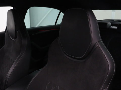 Škoda Superb 1.4 TSI iV Sportline | SOH 96% | 360 Camera | Adaptive cruise | Trekhaak | Achterbankverwarming | Canton Sound | Matrix LED | Alcantara | Stoelverwarming | Carplay | Navigatie | PHEV | Plug In