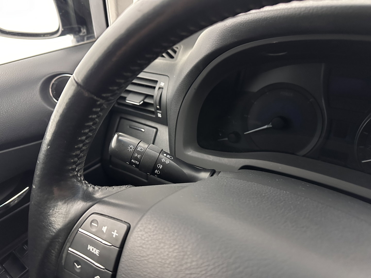 Lexus RX 450h 2WD Preference Aut. *XENON | NAVI-FULLMAMP | CAMERA | COMFORT-SEATS | PRIVACY-GLASS | ECC | CRUISE | 18''ALU*