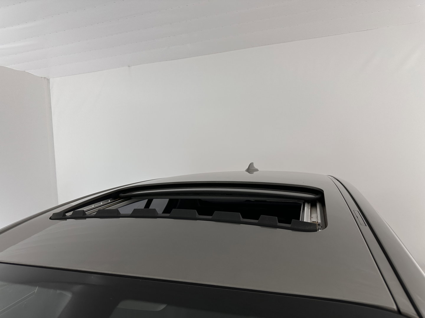 BMW 1-serie 116d EDE Corporate Lease Sport ⚠️GEARBOX AUDIBLE⚠️ *PANO | FULL-LED | HEATED-SPORTSEATS | KEYLESS | NAVI-FULLMAP | PRIVACY-GLASS | ECC | PDC | CRUISE | TOWBAR | 16''ALU*