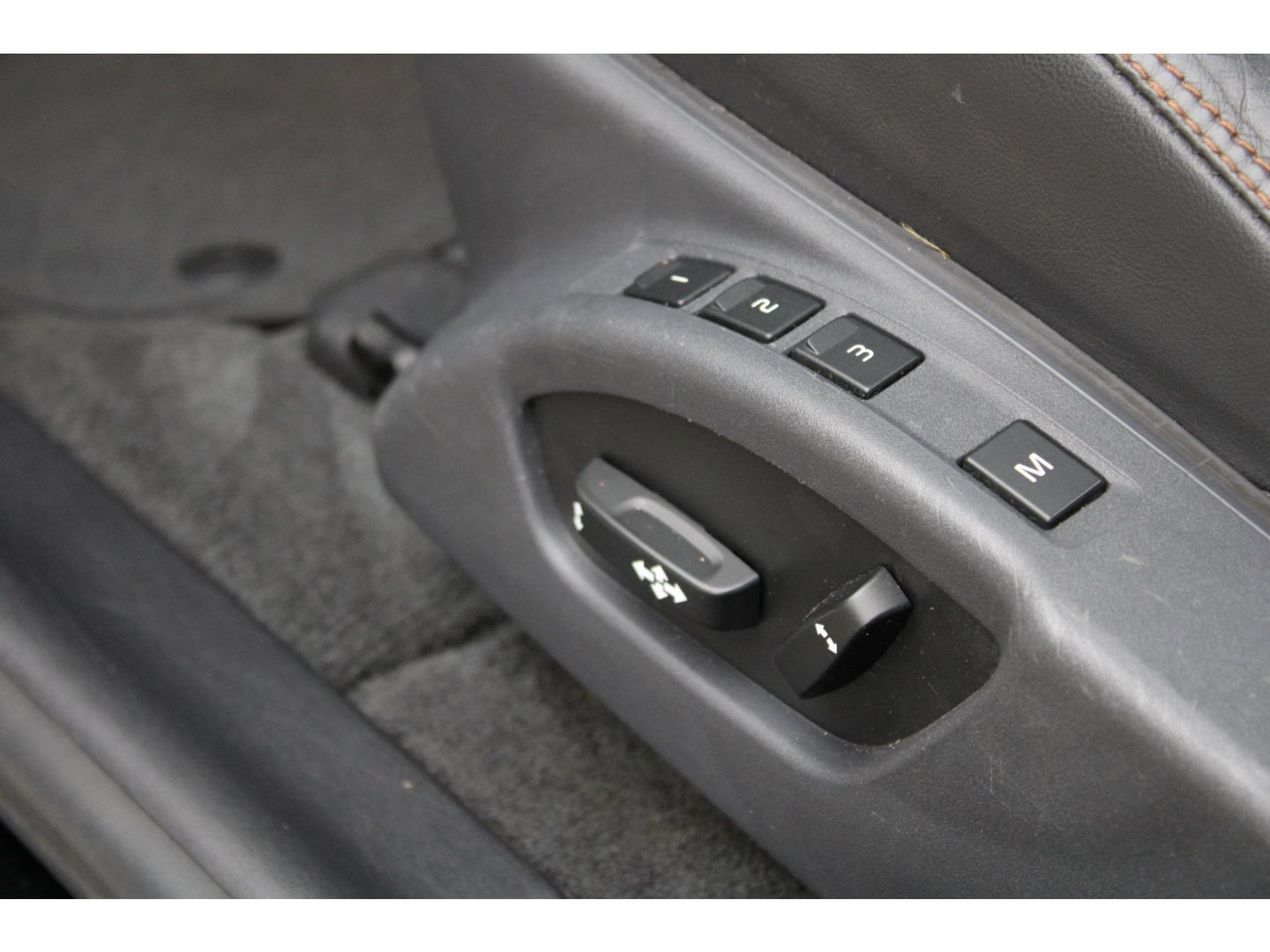 Volvo XC60 5 Cilinder Geartronic Summum | Trekhaak 1600 kg | Panoramadak | Camera | Stoelverwarming |