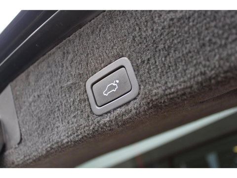 Volvo XC60 5 Cilinder Geartronic Summum | Trekhaak 1600 kg | Panoramadak | Camera | Stoelverwarming |