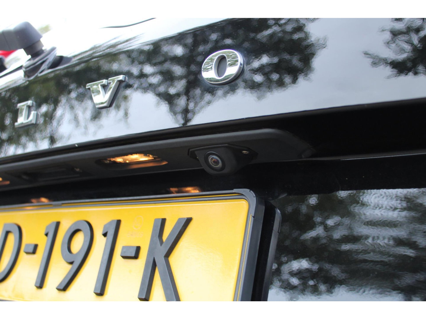 Volvo XC60 5 Cilinder Geartronic Summum | Trekhaak 1600 kg | Panoramadak | Camera | Stoelverwarming |