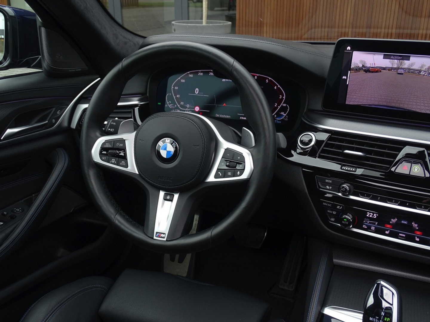 BMW 5 Serie 530e 292PK X-Drive M-Sport / Softclose / Individual / 360° / M-S