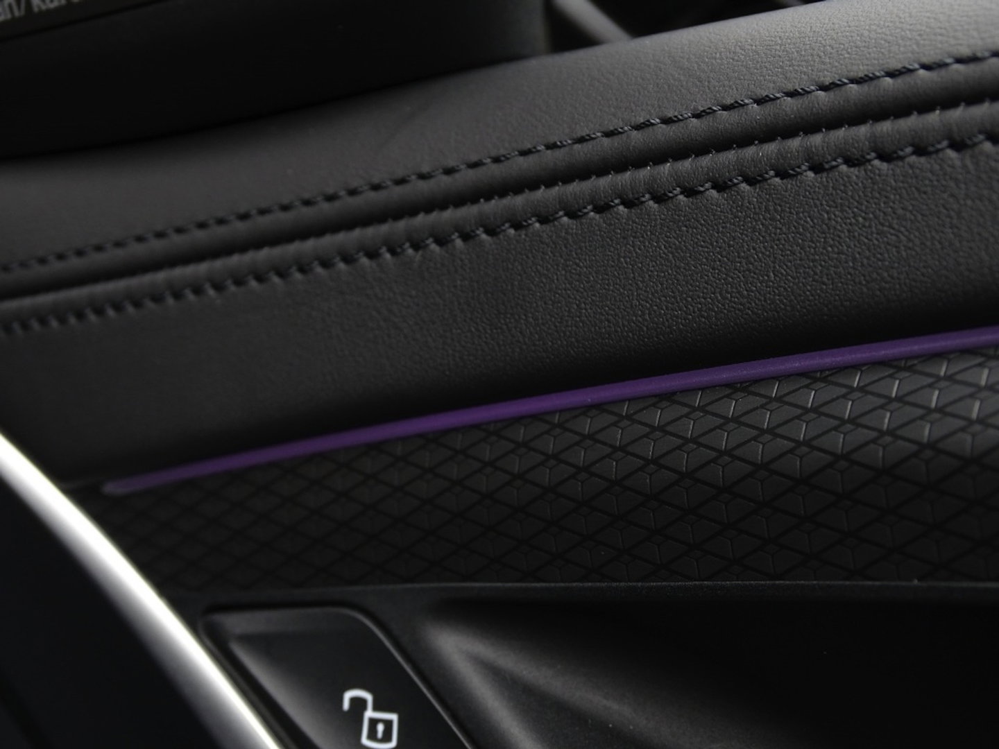 BMW 5 Serie 530e 292PK X-Drive M-Sport / Softclose / Individual / 360° / M-S