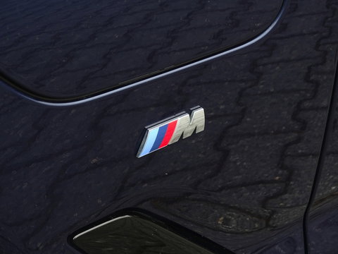 BMW 5 Serie 530e 292PK X-Drive M-Sport / Softclose / Individual / 360° / M-S