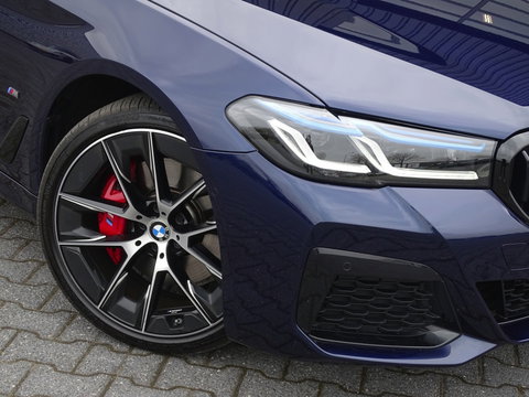BMW 5 Serie 530e 292PK X-Drive M-Sport / Softclose / Individual / 360° / M-S