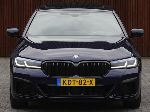 BMW 5 Serie 530e 292PK X-Drive M-Sport / Softclose / Individual / 360° / M-S