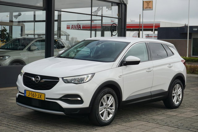 Opel Grandland X - 1.2 Turbo Business Executive | Carplay | Trekhaak