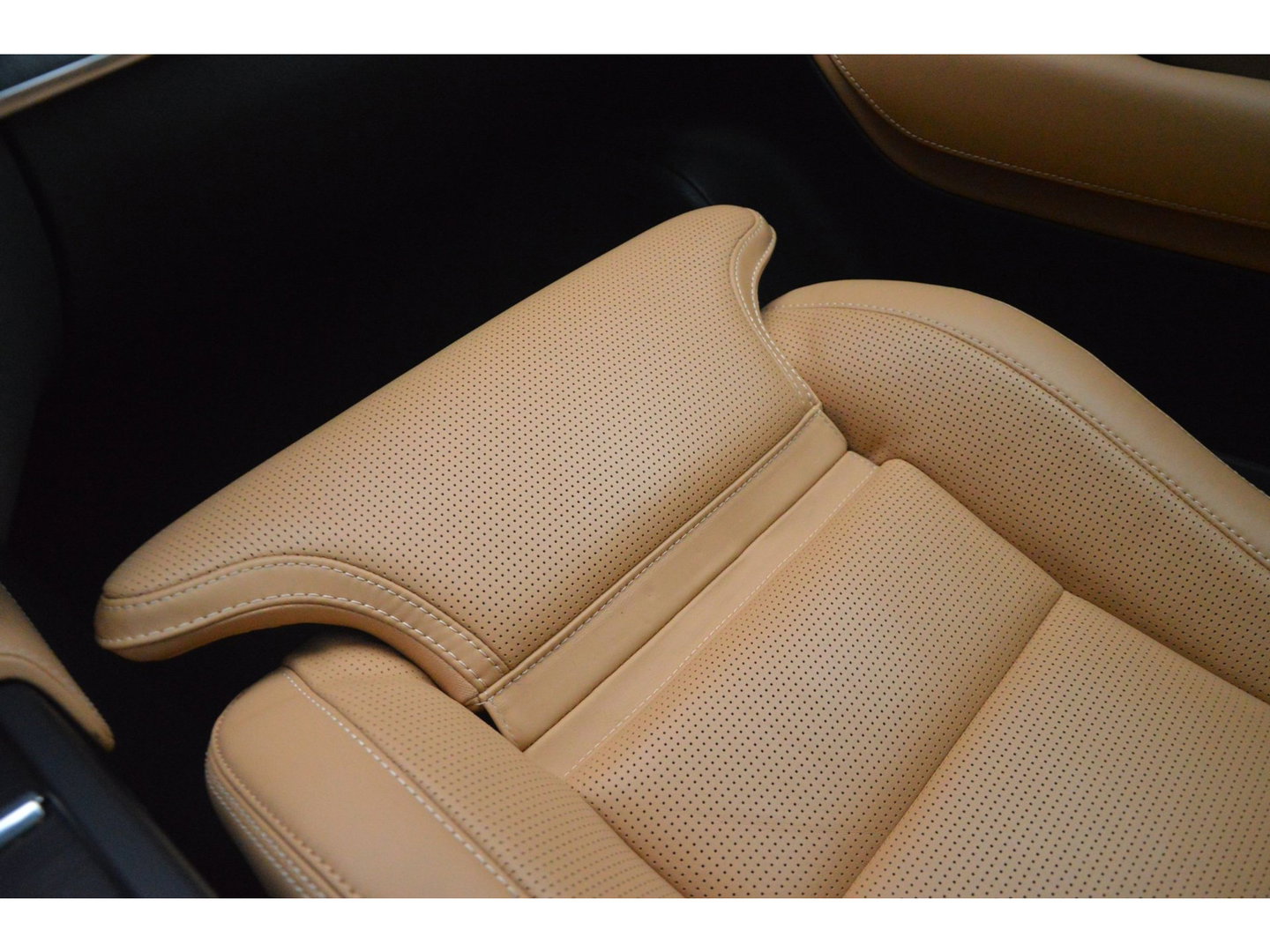 Volvo XC90 T8 Hybride AWD Ultimate Bright | Luchtvering | Bowers & Wilkins | Head-Up | Geventileerd Leer | Panoramadak |