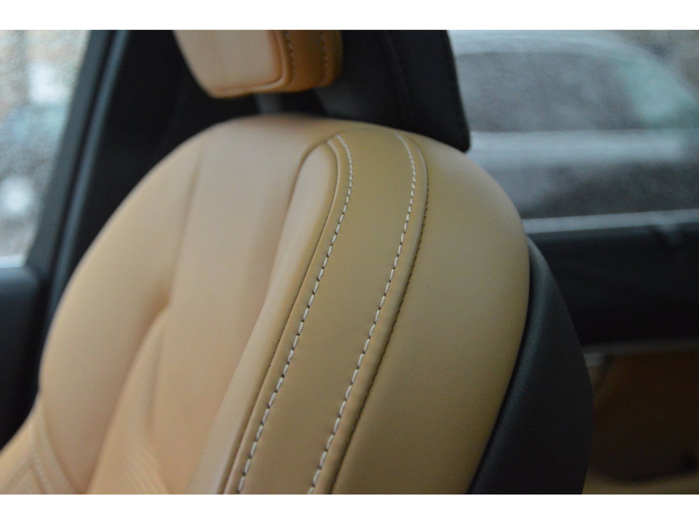 Volvo XC90 T8 Hybride AWD Ultimate Bright | Luchtvering | Bowers & Wilkins | Head-Up | Geventileerd Leer | Panoramadak |