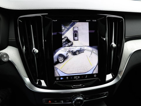 Volvo V60 T8 AWD Ultra Dark Bowers & Wilkins Massage 360 Cam Pano