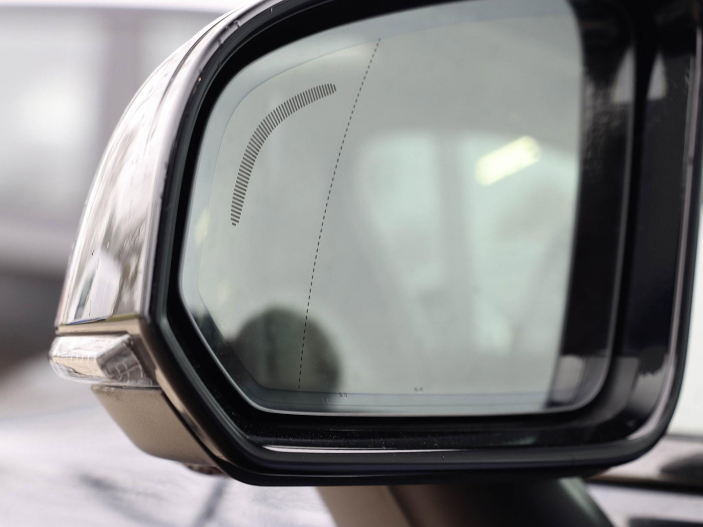 Volvo V60 T8 AWD Ultra Dark Bowers & Wilkins Massage 360 Cam Pano