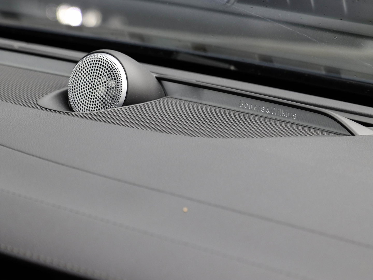 Volvo V60 T8 AWD Ultra Dark Bowers & Wilkins Massage 360 Cam Pano