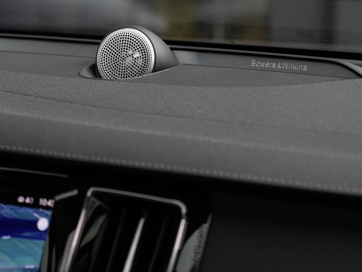 Volvo V60 T8 AWD Ultra Dark Bowers & Wilkins Massage 360 Cam Pano