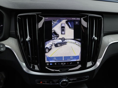 Volvo V60 T8 AWD Ultra Dark Bowers & Wilkins Massage 360 Cam Pano