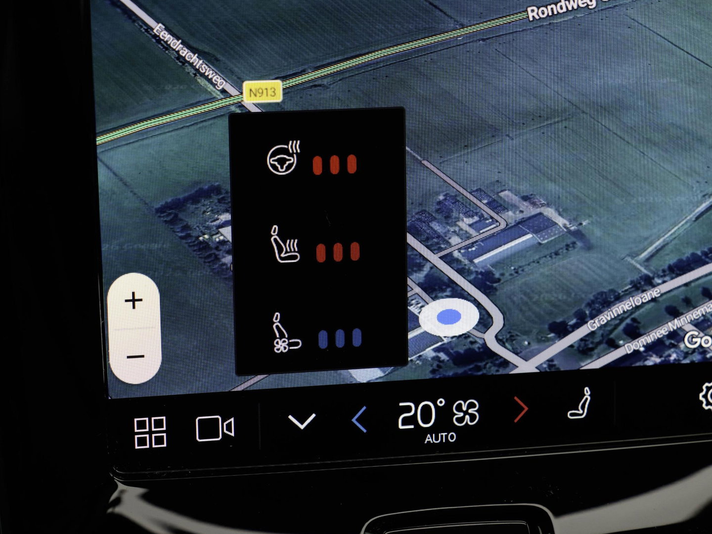 Volvo V60 T8 AWD Ultra Dark Bowers & Wilkins Massage 360 Cam Pano