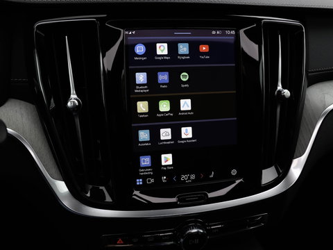 Volvo V60 T8 AWD Ultra Dark Bowers & Wilkins Massage 360 Cam Pano