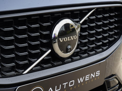 Volvo V60 T8 AWD Ultra Dark Bowers & Wilkins Massage 360 Cam Pano