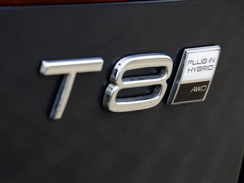 Volvo V60 T8 AWD Ultra Dark Bowers & Wilkins Massage 360 Cam Pano