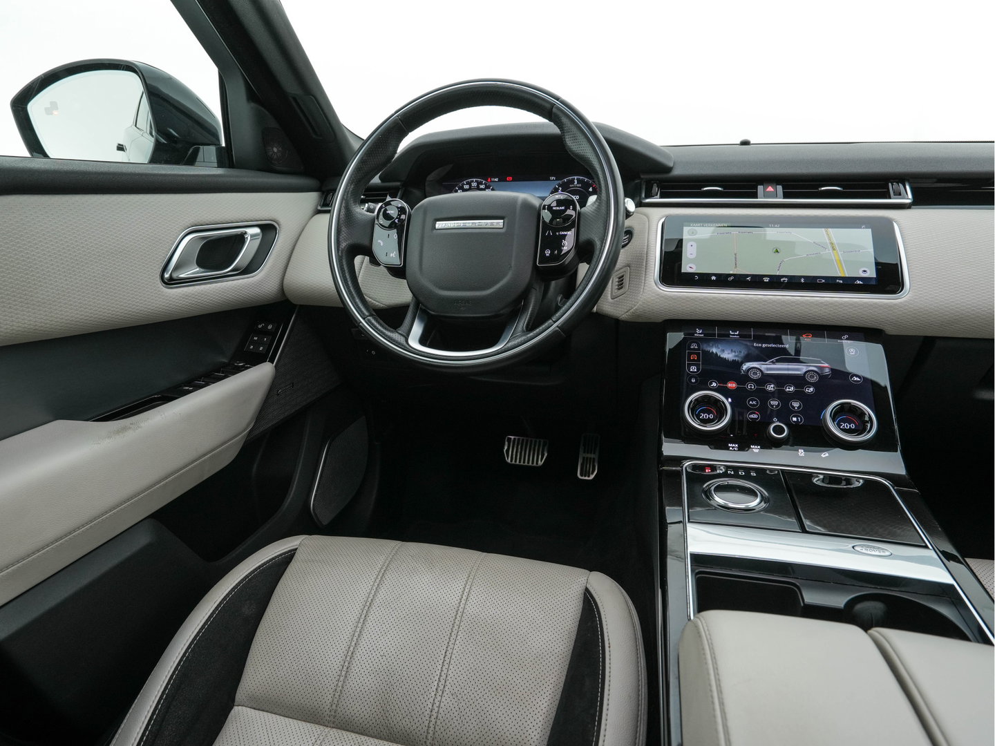 Land Rover Range Rover Velar 2.0 I4 AWD R-Dynamic HSE Aut. *PANO | LEATHER | FULL-LED | MEMORY-PACK | BLINDSPOT | MERIDIAN-SURROUND | DIGI-COCKPIT | CAMERA | KEYLESS | HEATED-COMFORTSEATS | PRIVACYGLASS | SHIFTPADDLES | HEAD-UP | 21"ALU*