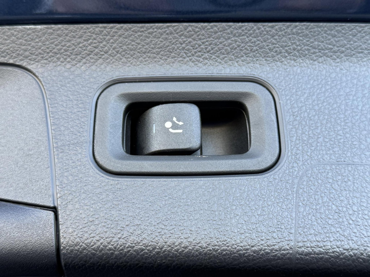 Mercedes-Benz A-Klasse 250 e Bus. Sol. AMG Limited Night|Pano|Cam|Sfeer|Trekhaak