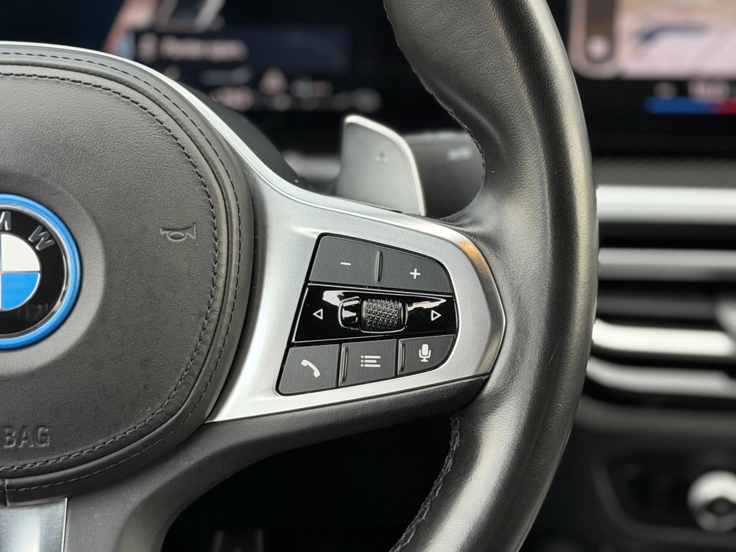 BMW 3-serie 320e M-Sport Pro |H/K|HUD|19"|Portimao