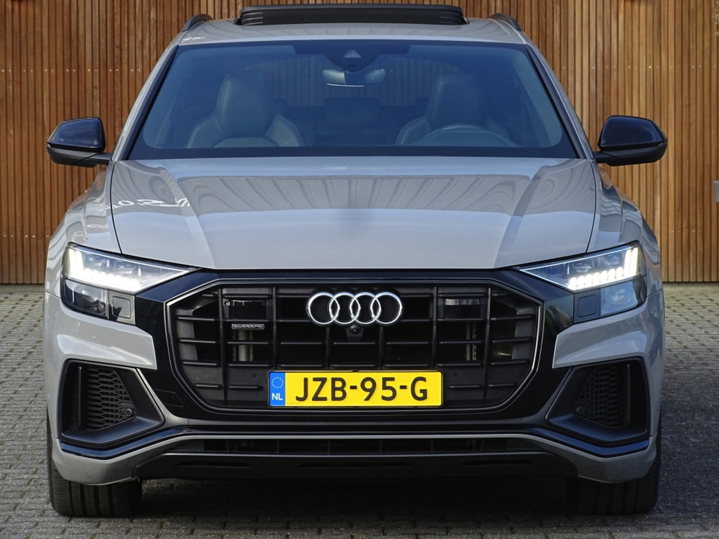 Audi Q8 60 TFSIe 462PK Quattro / Audi Exclusive / Nardo grey / 360°