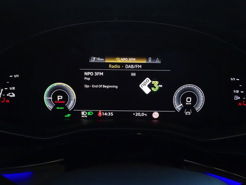 Audi Q8 60 TFSIe 462PK Quattro / Audi Exclusive / Nardo grey / 360°