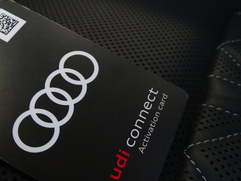 Audi Q8 60 TFSIe 462PK Quattro / Audi Exclusive / Nardo grey / 360°