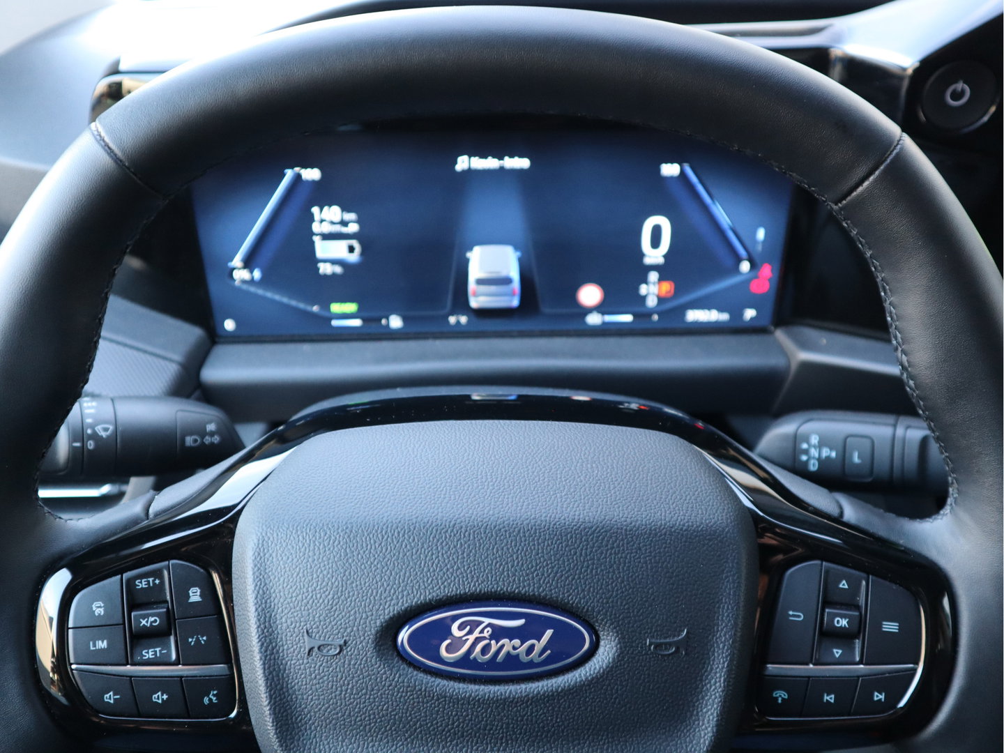 Ford Transit Custom E-Transit 65 kWh 218 pk Limited L2 Lang 340 - B&O Sound - Winter pakket