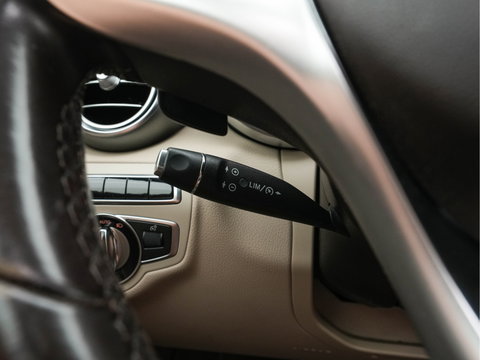 Mercedes-Benz C-Klasse 350 e Lease Edition Aut. *PANO | LUXURY-LEATHER | BURMESTER-AUDIO | FULL-LED | NAVI-FULLMAP | HEATED-SPORTSEATS | CAMERA | AIRMATIC | PRIVACY-GLASS | ECC | CRUISE | KEYLESS | 17''ALU*