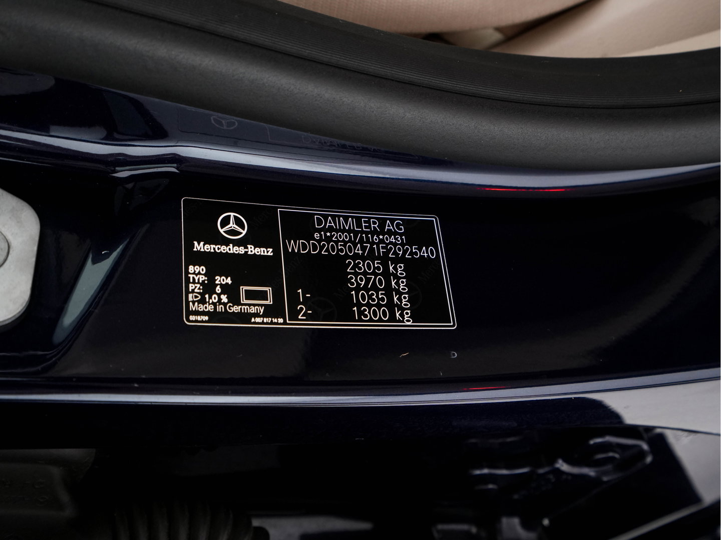 Mercedes-Benz C-Klasse 350 e Lease Edition Aut. *PANO | LUXURY-LEATHER | BURMESTER-AUDIO | FULL-LED | NAVI-FULLMAP | HEATED-SPORTSEATS | CAMERA | AIRMATIC | PRIVACY-GLASS | ECC | CRUISE | KEYLESS | 17''ALU*