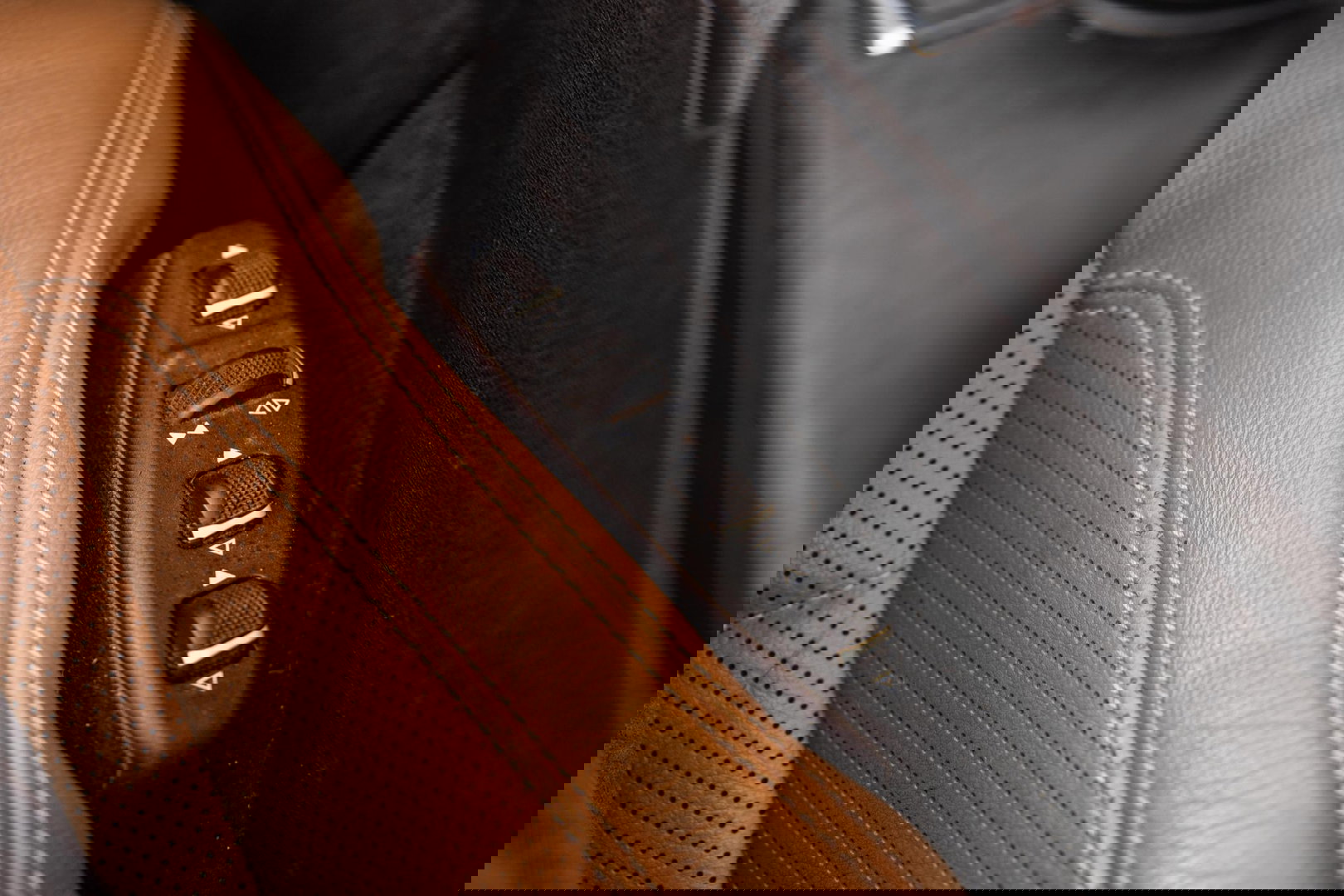 Mercedes-Benz E-Klasse Cabrio 350 CDI Elegance AIRCO / CRUISE CONTROLE / LEER / AUTOMAAT / NAVI