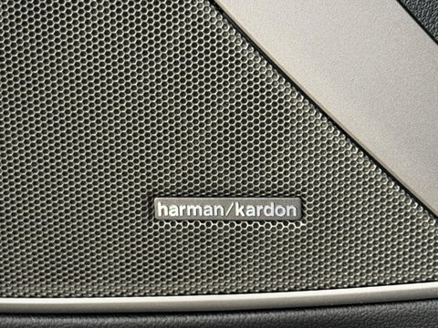 BMW 3 Serie Touring 330e LCI High Ex. M-Sport Pro |Individual leer|Pano|H/K|Memory|19"|Trekhaak|Dravit