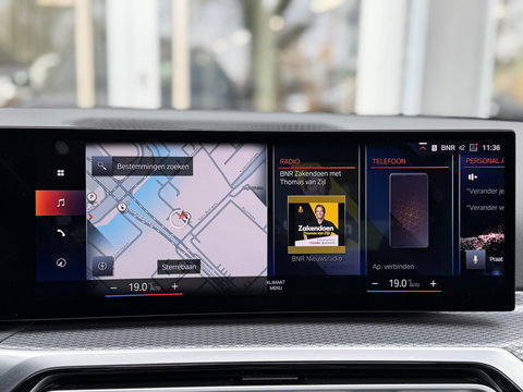 BMW 3 Serie Touring 330e LCI High Ex. M-Sport Pro |Individual leer|Pano|H/K|Memory|19"|Trekhaak|Dravit