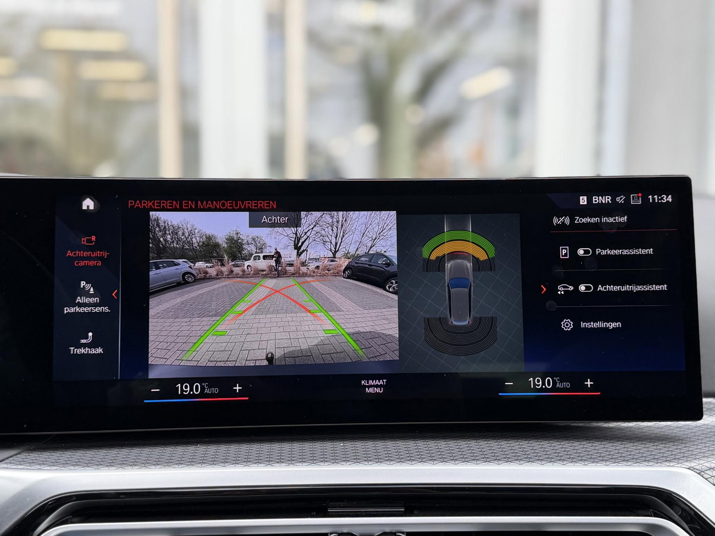 BMW 3 Serie Touring 330e LCI High Ex. M-Sport Pro |Individual leer|Pano|H/K|Memory|19"|Trekhaak|Dravit