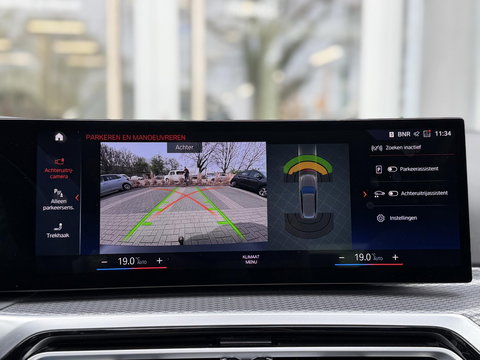 BMW 3 Serie Touring 330e LCI High Ex. M-Sport Pro |Individual leer|Pano|H/K|Memory|19"|Trekhaak|Dravit