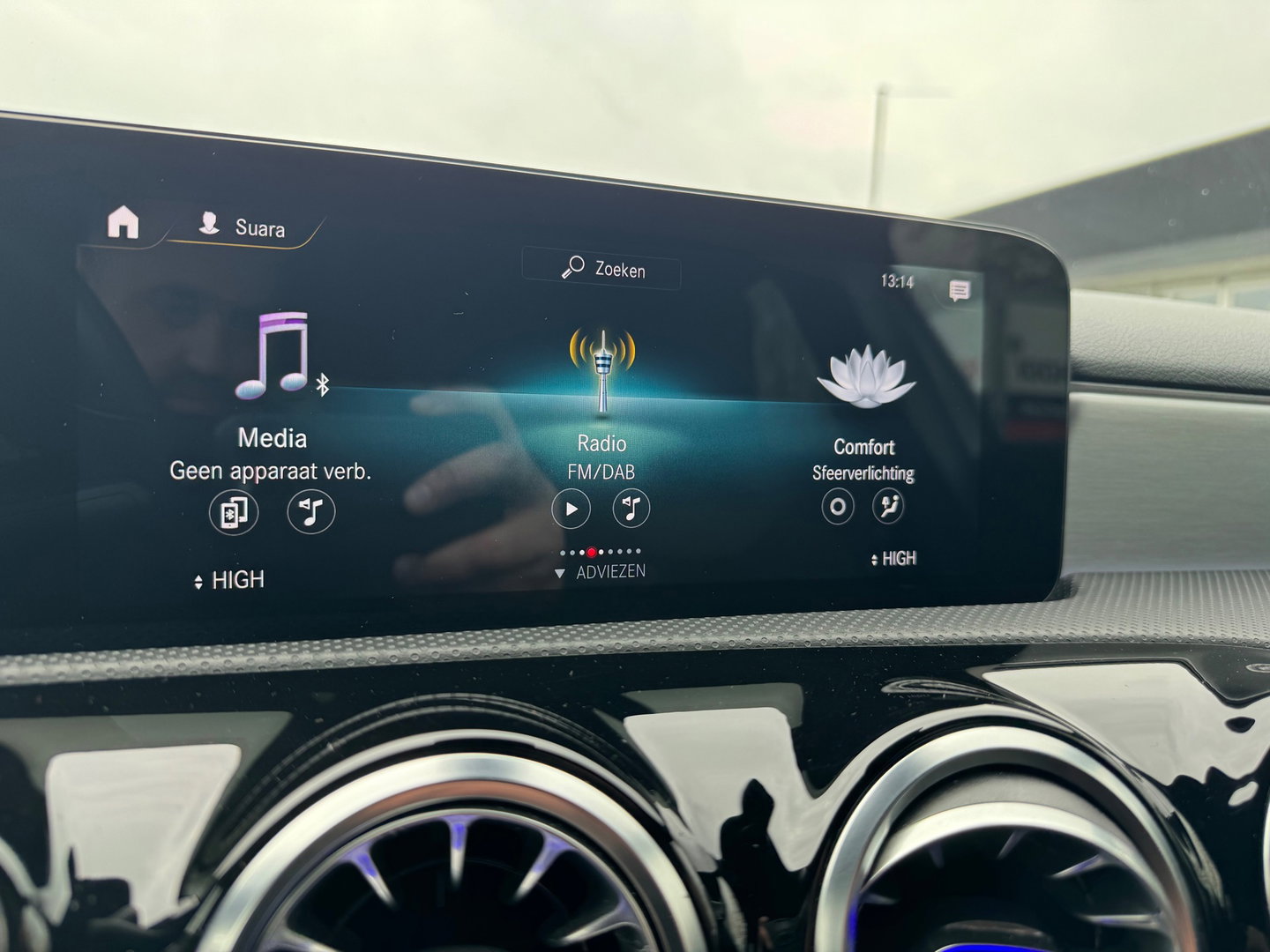 Mercedes-Benz A-Klasse 180 AMG Sfeerverlichting Leder Led 2021