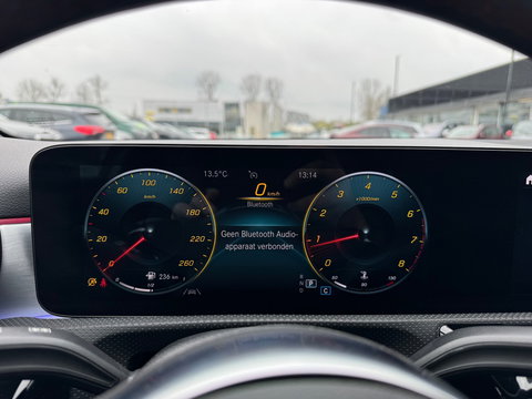 Mercedes-Benz A-Klasse 180 AMG Sfeerverlichting Leder Led 2021