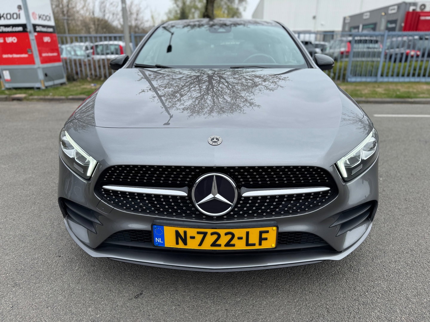 Mercedes-Benz A-Klasse 180 AMG Sfeerverlichting Leder Led 2021