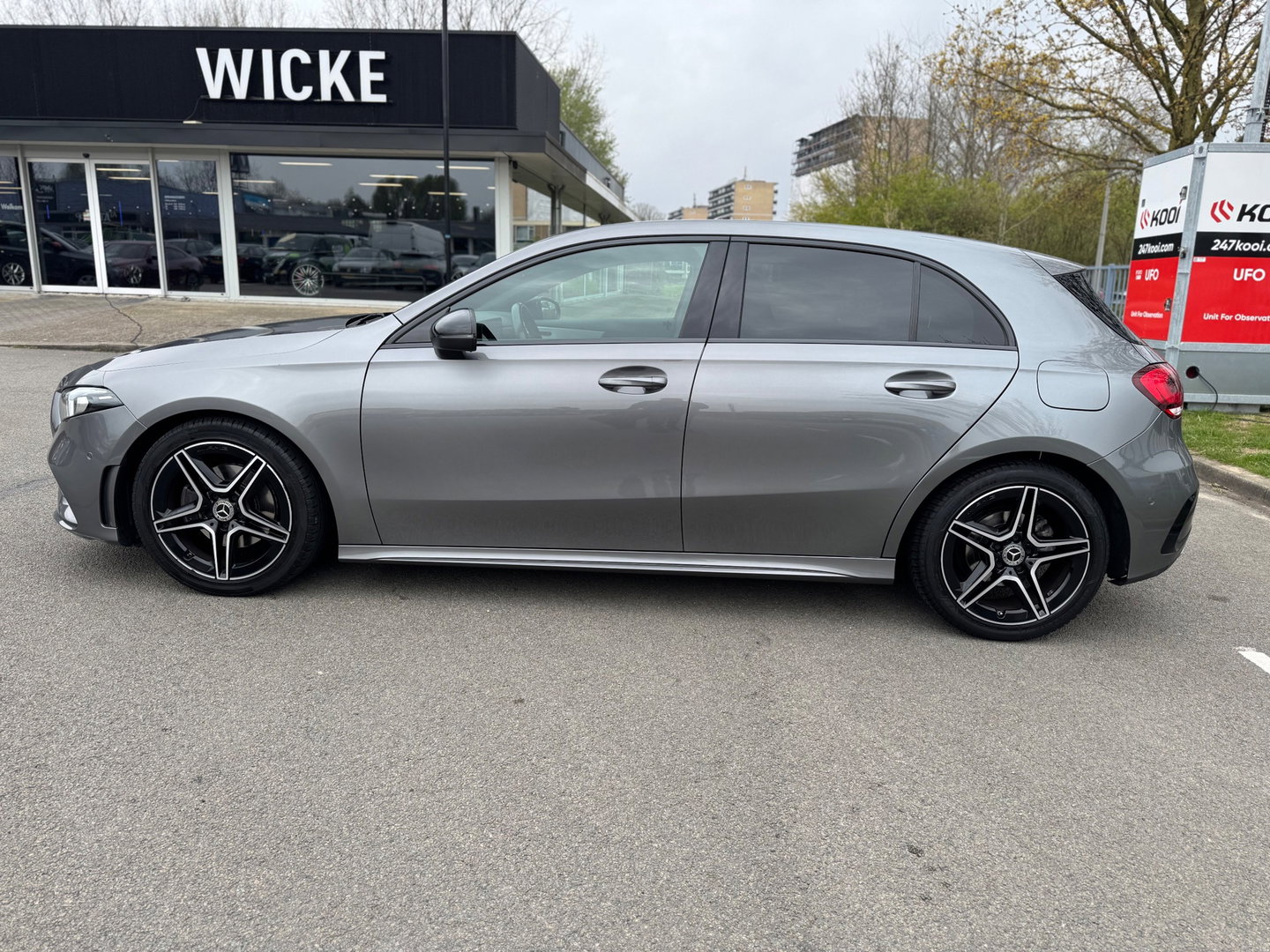 Mercedes-Benz A-Klasse 180 AMG Sfeerverlichting Leder Led 2021