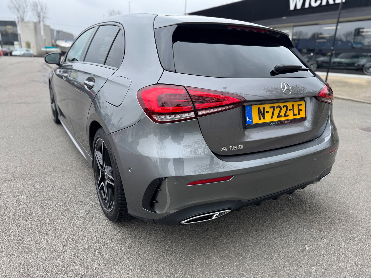 Mercedes-Benz A-Klasse 180 AMG Sfeerverlichting Leder Led 2021