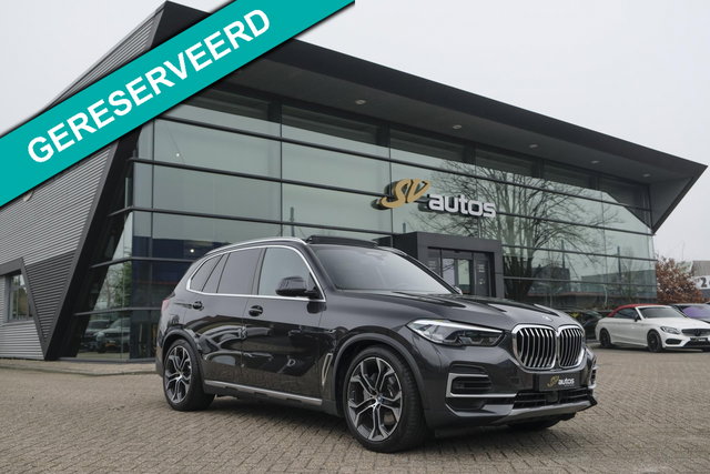 BMW X5 - xDrive45e Executive Panoramadak *BTW* Luchtvering Head-up Sportstoelen leder 21" LMV