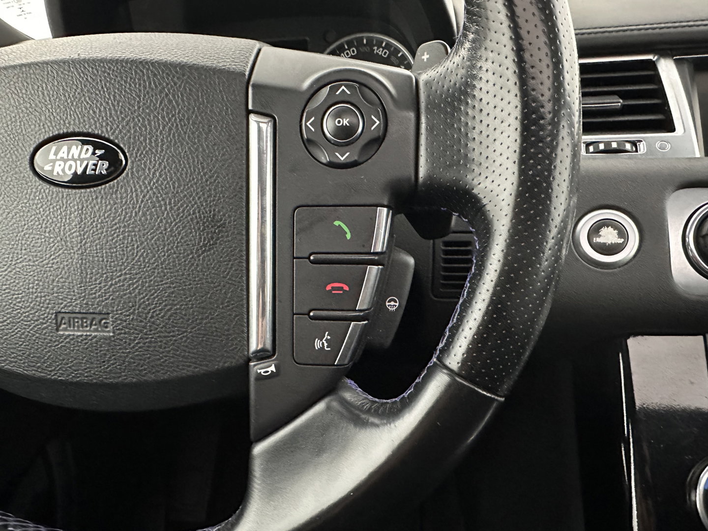 Land Rover Range Rover Sport 3.0 SdV6 Autobiography Exterior Design Pack Aut. *PANO | LEATHER | XENON | MEMORY-PACK | HEATED-COMFORTSEATS | CAMERA | NAVI-FULLMAP | AIR-SUSPENSION | PRIVACY-GLASS | SHIFT-PADDLES | ECC | PDC | CRUIISE | 20''ALU | TOWBAR*