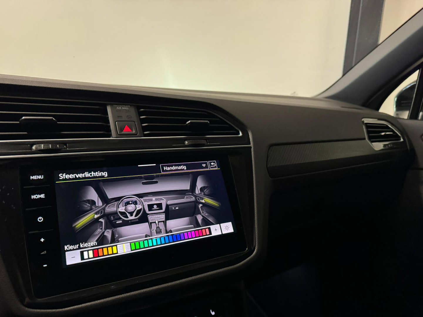Volkswagen Tiguan 1.5 TSI R-Line PANO KEYLESS CAM